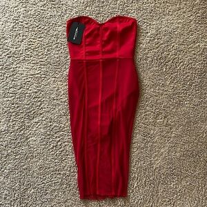Pretty Little Thing Red dress size 4